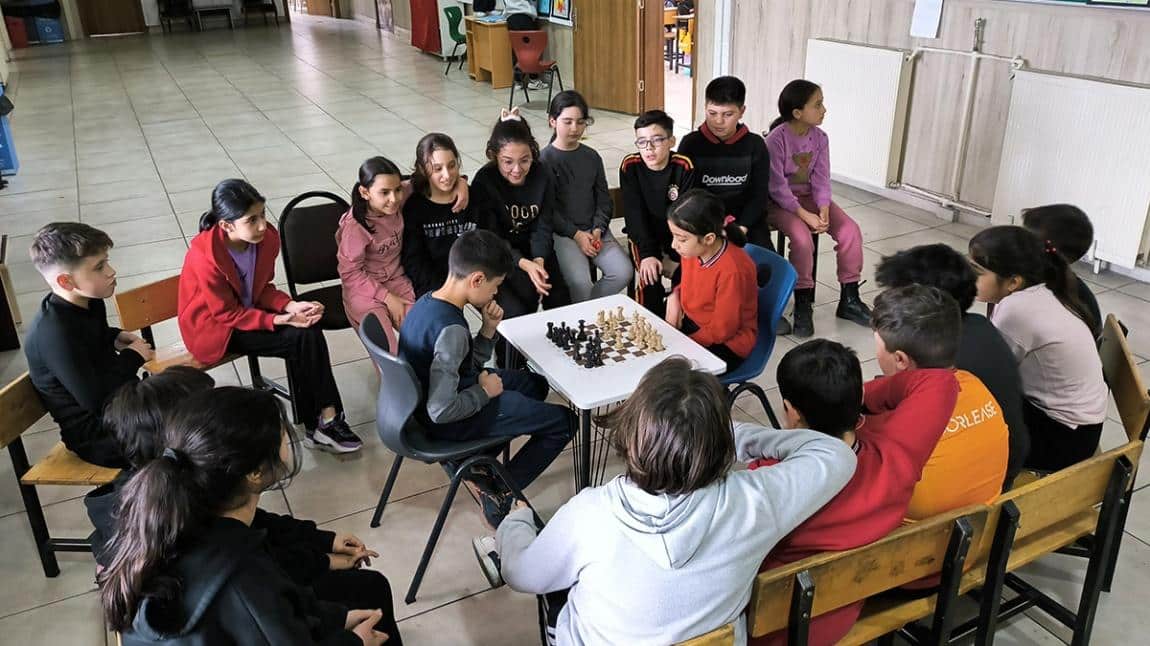 Sınıf İçi Satranç Turnuvalarımızın Final Müsabakalarını Yaptık